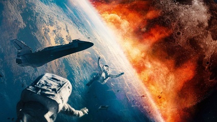 Moonfall, recensione: Roland Emmerich non sa piu cosa ci piace