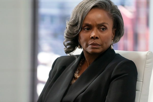 La recensione di Beauty in Black: la serie si conferma terribile