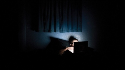 Abuso di pornografia e videogiochi contribuiscono alla "crisi della mascolinita"