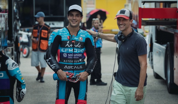 Idoli, l&rsquo;ultima corsa &egrave; la risposa italo-spagnola a F1: meno Brad Pitt, pi&ugrave; due ruote e Santamaria 