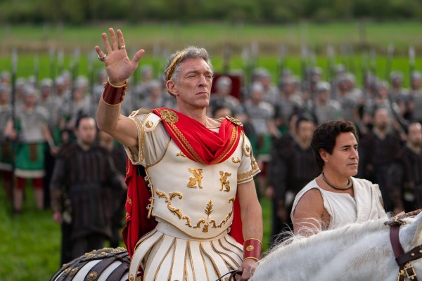 Il ritorno nostalgico di Asterix & Obelix al cinema: la recensione di Il regno di mezzo 