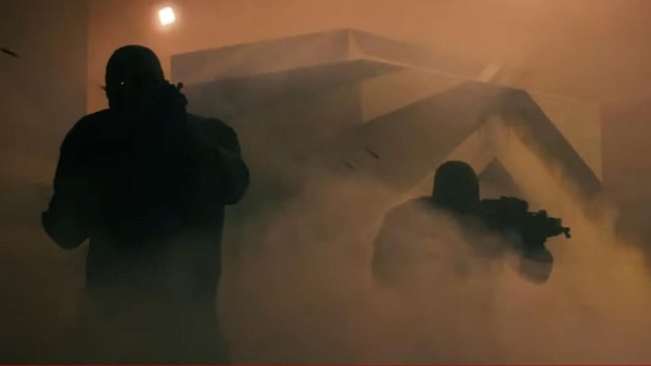 Onslaught: Adam Wingard torna alle origini con A24