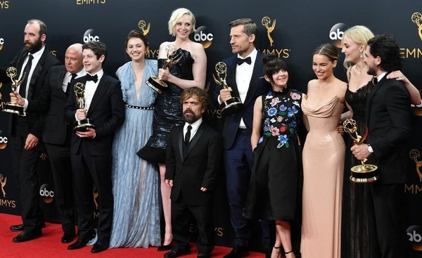 Il Trono di Spade: l'ultima puntata e da record