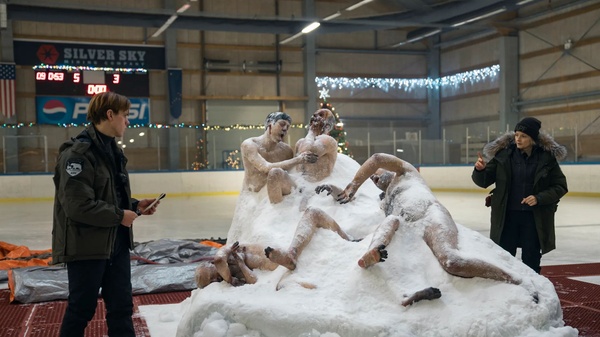 True Detective: Night Country, la storia vera, i legami con la stagione 1, l’analisi dell’episodio 2