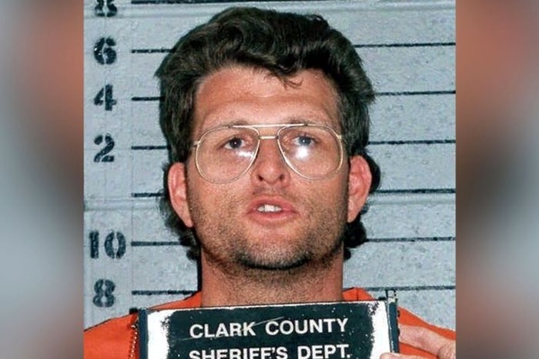 Happy Face - Dennis Quaid serial killer nella serie Paramount