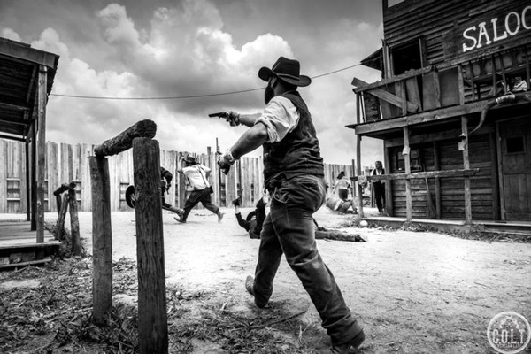 Colt: A Tale of Two Cities - A ottobre si vive il Far West