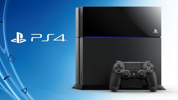 Da oggi PS4 costera 349,99 euro