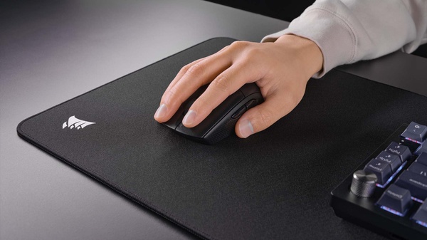 Corsair M55 Wireless, recensione: il mouse da gaming per tutti