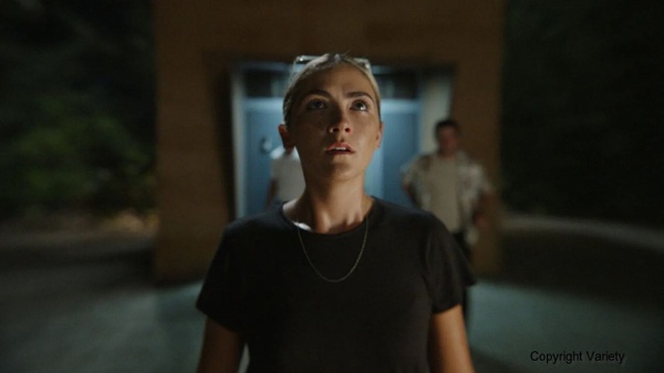 Signal One: Isabelle Fuhrman guida il contatto alieno