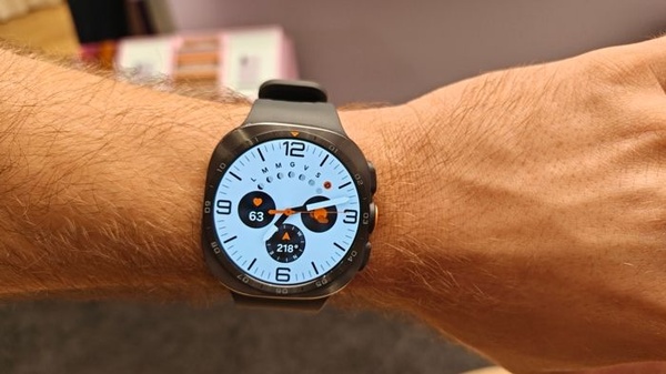 Samsung Galaxy: arrivano Fold8, Flip8 e i nuovi Watch