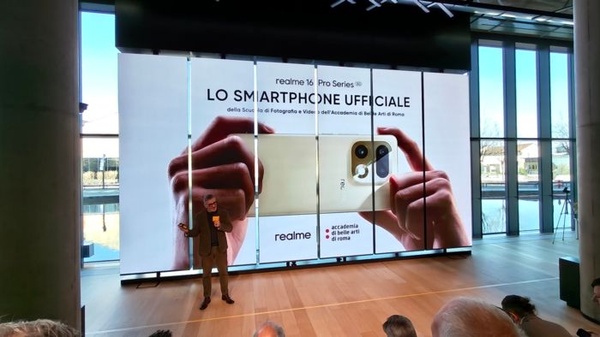 Realme 16 Pro: quando la fascia media diventa premium 