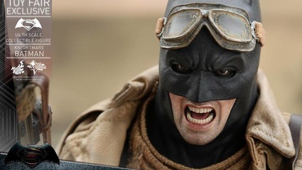La Hot Toys ci mostra l'action figure di Knightmare Batman!