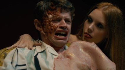 Don't Go in That House, Bitch! - Dal finto trailer il vero film