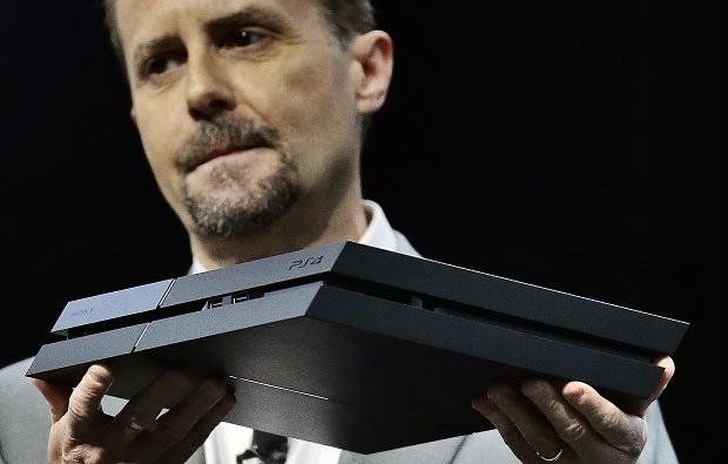 House PS4 batterà PS3