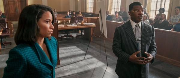 La recensione di The Burial - Il caso O’Keefe: un legal drama con Jamie Foxx e Tommy Lee Jones tratto da una storia vera