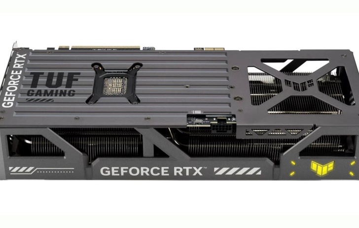 ASUS amplia la gamma BTF con le nuove GeForce RTX 5080