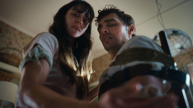 Together recensione lamore ai tempi del body horror Taormina Film Festival 2025