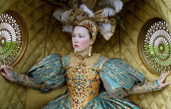 The Serpent Queen Liv Hill racconta la diabolica Caterina de Medici Nessuno si aspettava nulla da lei e li manipolò tutti