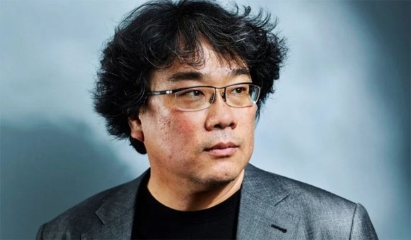 Mickey7 - Il fantascientifico di Bong Joon-ho è slittato di nuovo