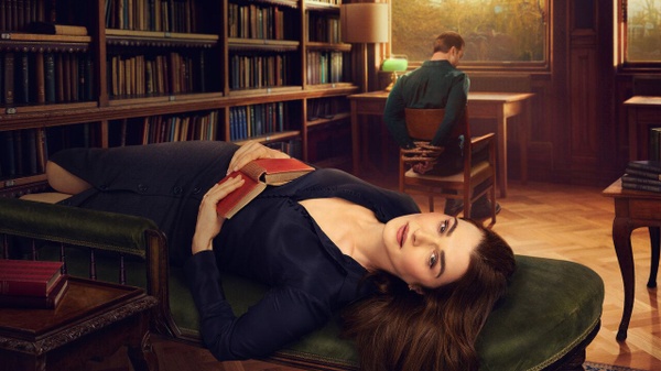 Vladimir: Rachel Weisz scatenata in una serie su nevrosi e desiderio 