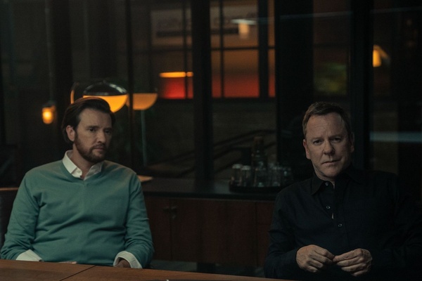 Rabbit Hole: Kiefer Sutherland e il potere dell