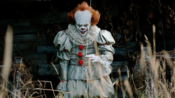 It, chi è Pennywise? La storia del pagliaccio assassino