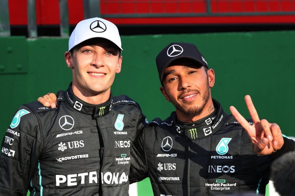 Hamilton maltrattato da un suo fan su Gran Turismo