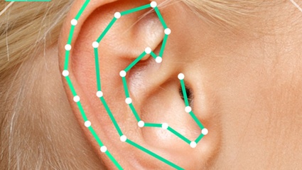 Per Creative le cuffie diventano "olografiche"