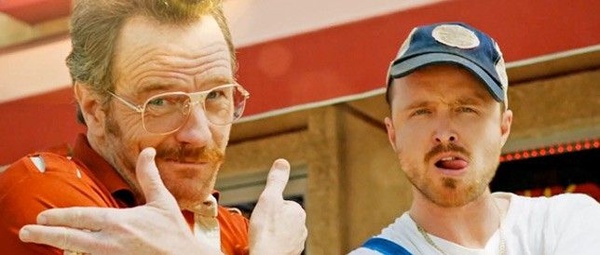 Julia Louis-Dreyfus cerca di vendere un Emmy a Walter White e Jesse