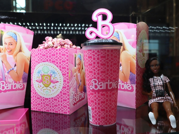La Barbie mania manda sold out anche i pop corn