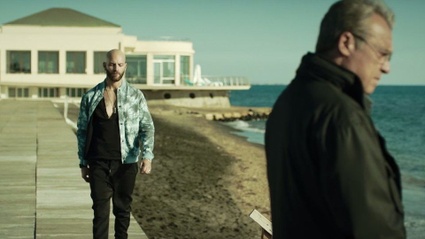 Clip: dialogo in spiaggia