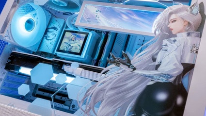 Overclockers UK presenta il gaming PC REVAlution