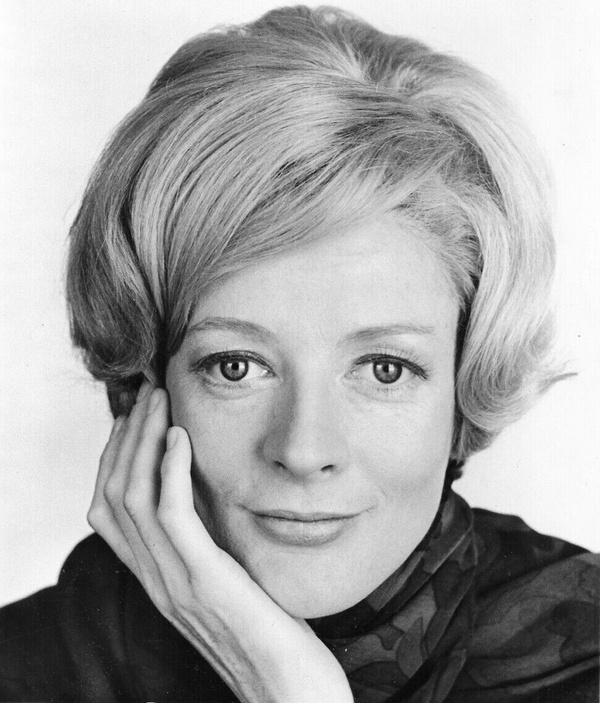Maggie Smith: omaggio a una vita e una carriera straordinarie