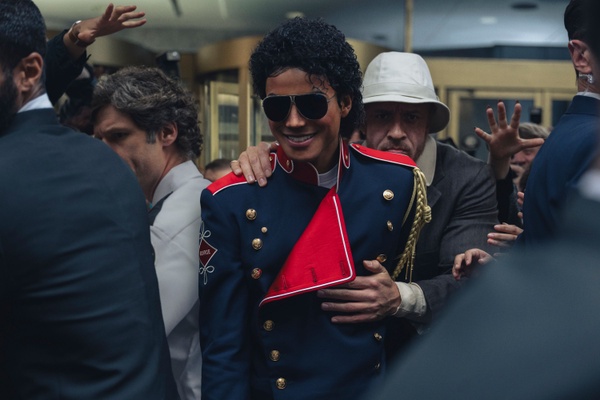 Pi&ugrave; che un film biografico, Michael &egrave; una fiaba musicale emozionante e davvero apologetica 