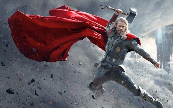 Chris Hemsworth sgrida i suoi compagni Avengers: mi avete eslcuso dal film!