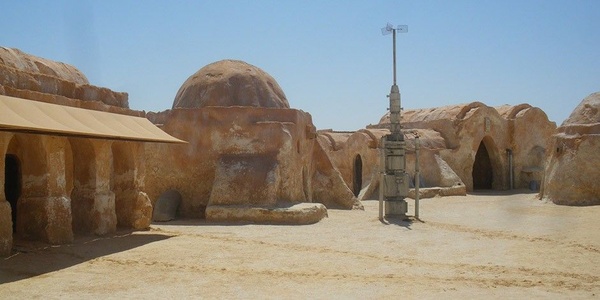 Un luogo Cult per i fan di Star Wars stretto nella morsa dell'ISIS