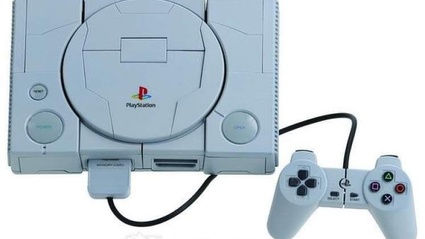 Optimus Prime diventa una PS One: rara Action Figure presto sul mercato