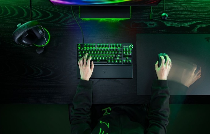 Razer Atlas Pro tappetino in vetro ultrasottile da 19 mm