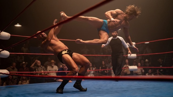 The Warrior - Il trailer con Zac Efron wrestler 