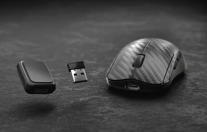 MIONIX AVIOR AIR Carbon Fiber mouse ultraleggero da 42 grammi