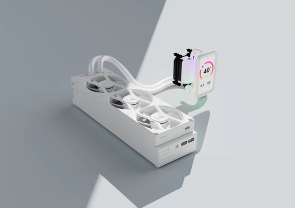 Hyte - Problemi con il dissipatore a liquido THICC Q80 Trio