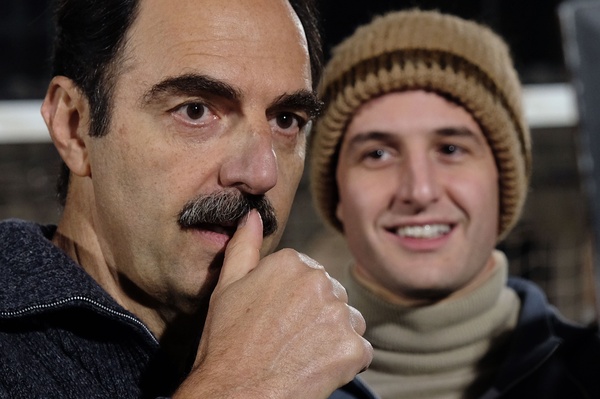 Zamora, recensione: Marcoré ritorna a Fantozzi, sostituendo il cinismo con Pupi Avati