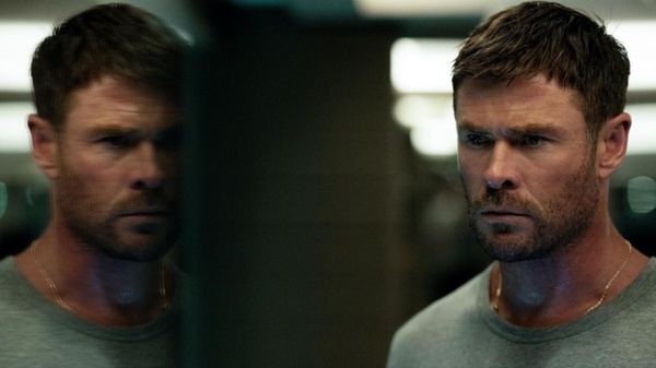 Crime 101: trailer del thriller con Chris Hemsworth e Halle Berry