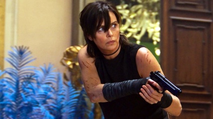 Apex - Netflix punta sull'action thriller con Charlize Theron