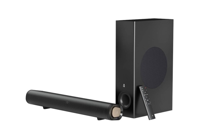 Creative Stage Pro recensione della soundbar 21 con subwoofer compatta fuori potente dentro