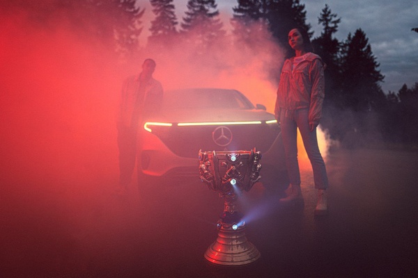 Mercedes Benz nuovo partner automobilistico di League of Legends