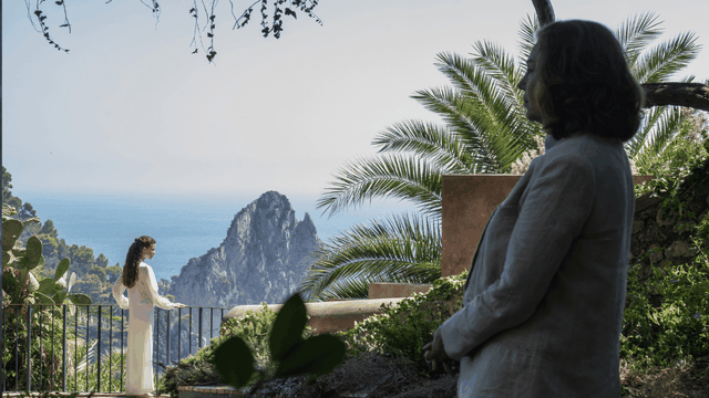 Parthenope recensione Sorrentino ha imparato a salvarsi da solo