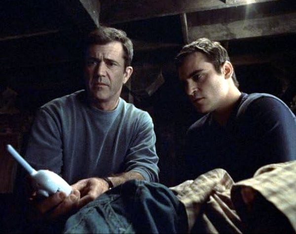 Signs – Uno dei migliori Shyamalan nel 4K italiano