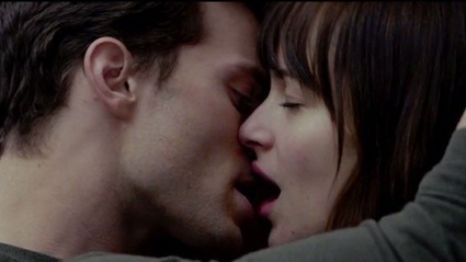 Le sfumature di Grigio sbancano al botteghino: ecco una featurette con Danny Elfman