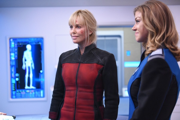Anche Charlize Theron apparira in The Orville